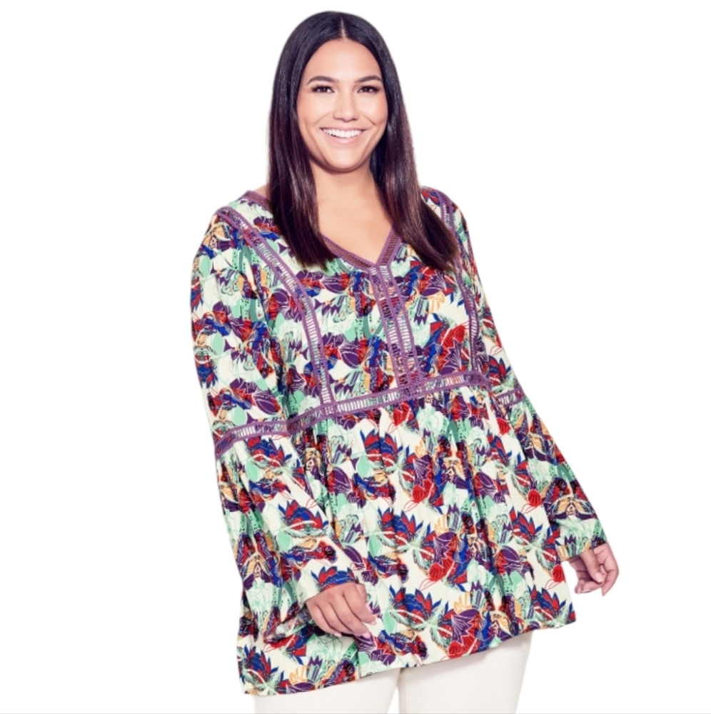 Boho Bell Sleeve Tier Sharkbite Hem Top - Abstract Plus size 26-28 Feminine Comf